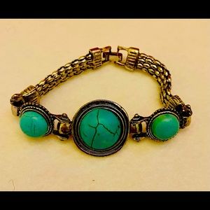 Trend turquoise and gold bracelet.